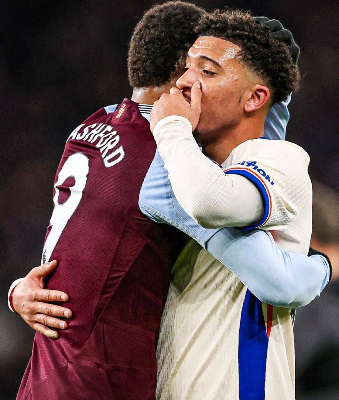 曼联成功清洗桑乔要谢拉什福德，说服好友去维拉！桑乔一计害马丁